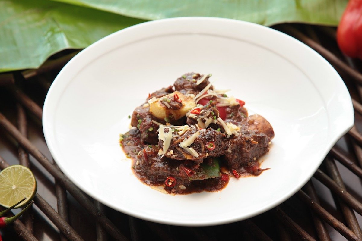 Kalderetang Baka Recipe: Filipino Spicy Beef Stew